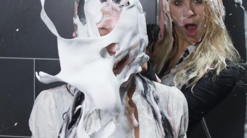 chiara-and-sabrina-get-messy-w_31.jpg