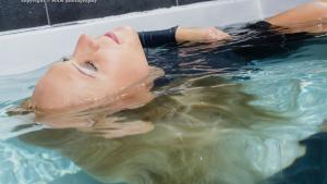 chiara-makes-her-wetlook-debut_33.jpg