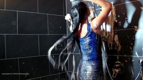 ines-is-dressed-for-some-pie_16.jpg