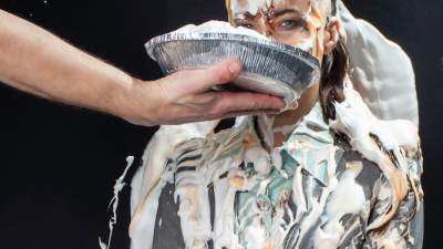 lauren-enters-the-pie-business_45.jpg