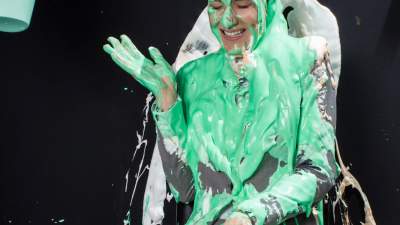lauren-enters-the-pie-business_51.jpg