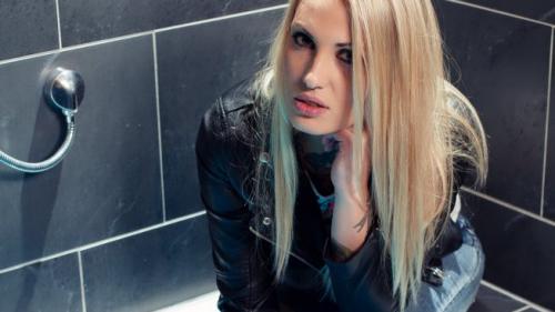 leather-ink-and-water_22.jpg