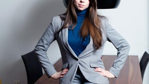 linda-slimed-in-her-office-out_52.jpg