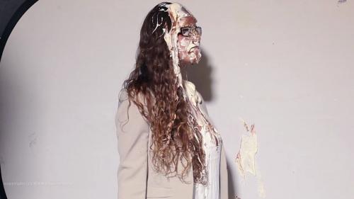 the-business-lady-is-pied_4.jpg