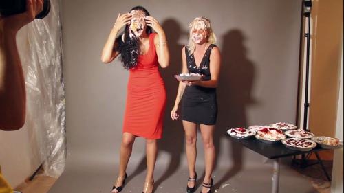 two-models-have-a-piefight_24.jpg