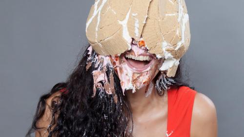 two-models-have-a-piefight_48.jpg